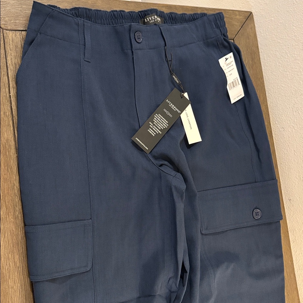 NWT [Liverpool] LA Hi-rise Cargo Crop Straight Pants Dark Navy Blue Women’s 8/29 - Picture 6 of 12